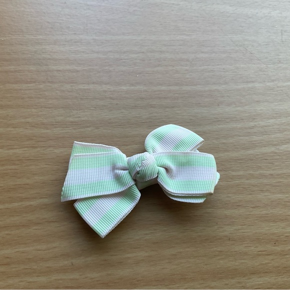 Other - Hairpin bow girls